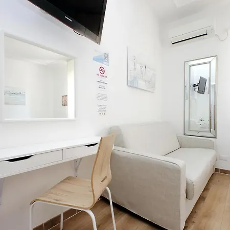 Felicioni Bed & Breakfast *