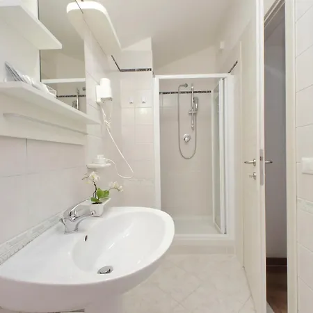 Felicioni Bed & Breakfast 3*
